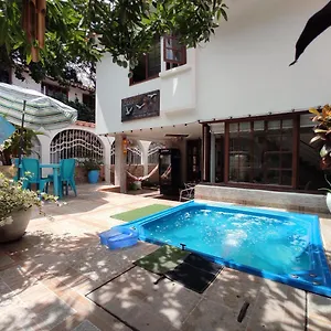Pensión Ayenda Casa 12